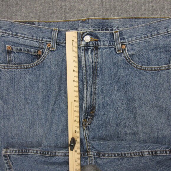 Vintage Levi's 550 Jean Shorts Mens 36 Relaxed Fit Blue Denim Jorts Y2K 90s - Picture 8 of 10